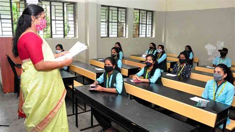 Reopening Of Schools In Pakistan 2021 : Cbse Board Exam ...
