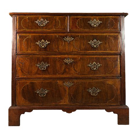 x SOLD : Early Walnut Chest of Drawers; circa 1700 - Garners | Chest of drawers, Drawers 