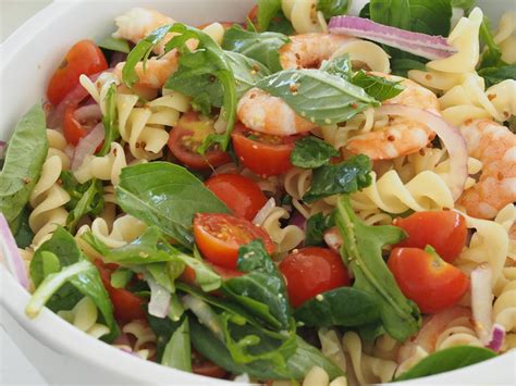 I made a note to put a salad together like that for my own family, because i had liked the look of it. prawn + pasta salad for Christmas (gluten free option)