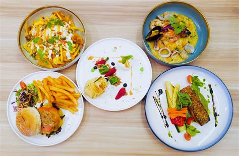It is a truly commercial zone, punctuated with lots and lots of shops, shopping malls and the like. Eat Drink KL | Therefore, Petaling Jaya