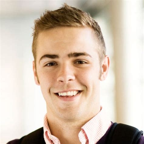 The most flattering hairstyles for round faces are. Hairstyles and Hair Removal | Mens hairstyles round face ...
