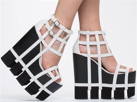 32 Bizarre And Crazy Shoes You Must See To Believe
