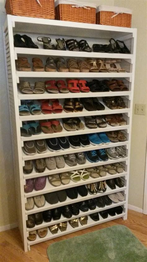 This diy shoe rack requires only three supplies — boards, brackets and screws. How to maximize your shoe closet 7 | Diy shoe rack, Shoe ...