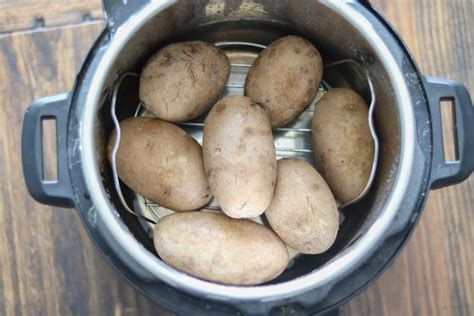 Close the lid and seal the valve on the lid. How to Make Baked Potatoes - Know Your Produce
