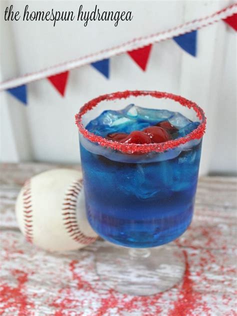 A Chicago Cubs Themed Cocktail The Homespun Hydrangea Chicago Cubs