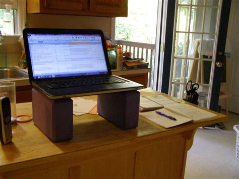 First up on our list of gorgeous short haircuts for women is this glam hair idea. Make Your Own Standing Desk to Create High Comfort Working ...