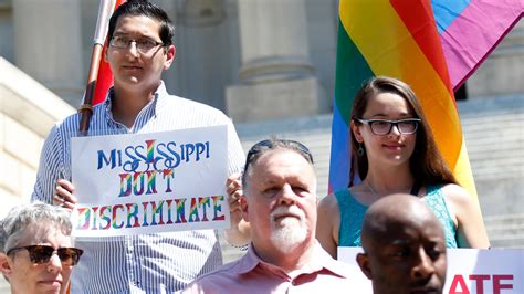 mississippi law protecting opponents of gay marriage is blocked the new york times