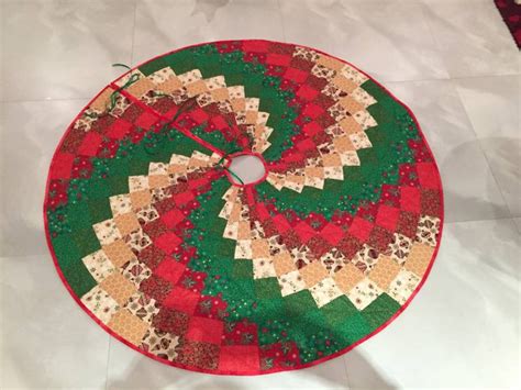 See how i got myself a brand new, diy quilted tree skirt. Bargello Christmas Tree Skirt Workshop (With images ...