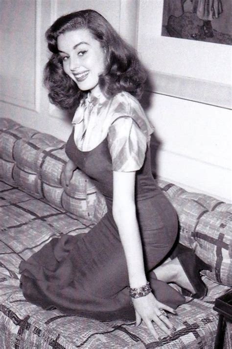 The bad and the beautiful. Elaine Stewart (May 31, 1930 - June 27, 2011) | Golden age