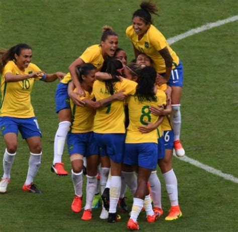Auch sie wurden ein opfer der pandemie. sp-Olympia-2016-OLY-2016-Fußball-Frauen-Brasilien-Auftakt-Meldung: Auftaktsieg für Brasiliens ...