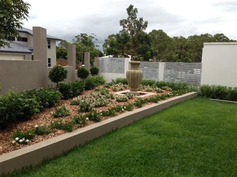 Pro line landscape gardening 0413 560 842. Front Garden Designs Brisbane PDF