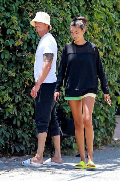 Joel shared a sweet photo where he appears to be popping the question while the two are enjoying some time. Kelly Gale steps out for walk with boyfriend Joel Kinnaman ...