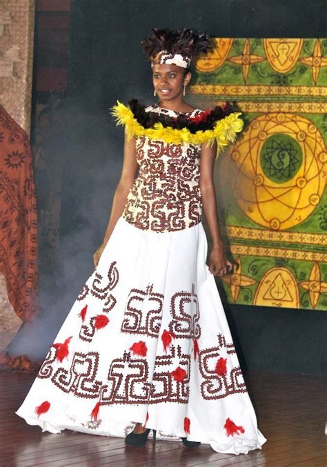 A Stunning Papua New Guinea Dress With Traditional Designs Papuanewguinea Latest African