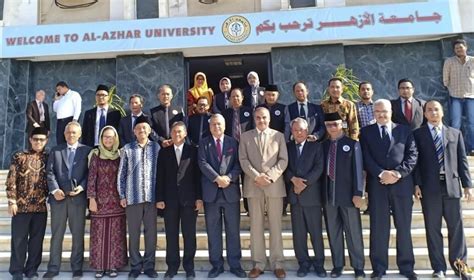Al azhar university is ranked #1038 in best global universities. Umum Bahasa Indonesia Sebagai Bahasa Kedua Di Universiti ...