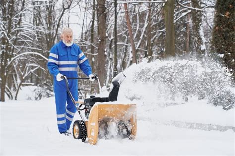 The craftsman snow blower makes it easy to remove snow without needing a snow shovel. How To Start A Snowblower That Has Been Sitting - Trim That Weed