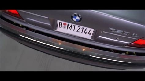 Entrata in scena della splendida bmw z3 nel film 007 goldeneye del 1995, con a bordo l'inimitabile james bond interpretato da. BMW 750IL Car Q James Bond 007 - YouTube