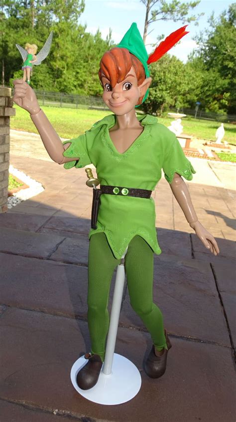 This 16 inch option is great for medium and large pizzas. Peter Pan 16" LE Style Doll