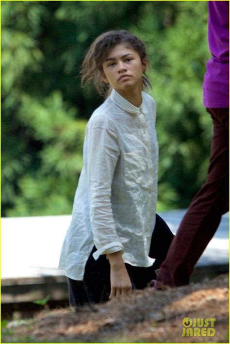 Full Sized Photo Of Zendaya Is She Playing Mary Jane Spider Man 08 Who Does Zendaya Play In