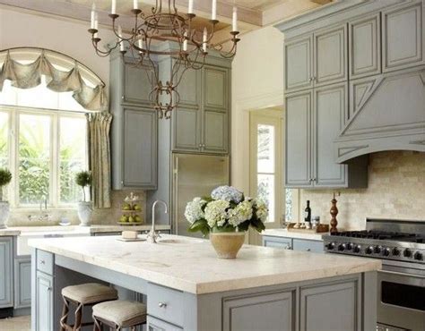 Stunning French Country Style Kitchen Decor Ideas 27 Blue French