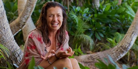 Survivor 4 Reasons Why Sandra Deserved To Win Heroes Vs Villains 3 Why