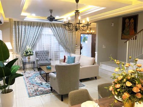Konsep klasik dan moden hiasan dalaman rumah teres 2 tingkat desain produk renovasi interior. Ruang Tamu Teres 2 Tingkat | Desainrumahid.com