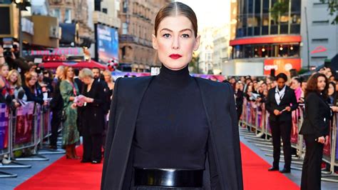 Marie Colvin Biopic A Private War Terror Tension And Swearing Is All Genuine In Rosamund Pike