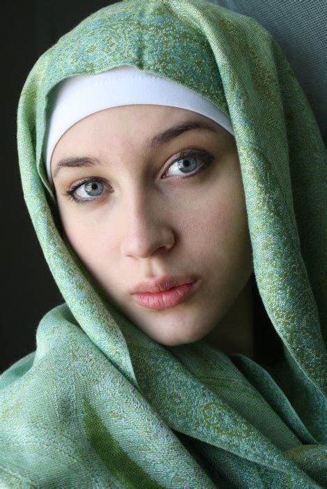 Naked Girls Arabian Woman In Stylish Hijab The Best Porn Website