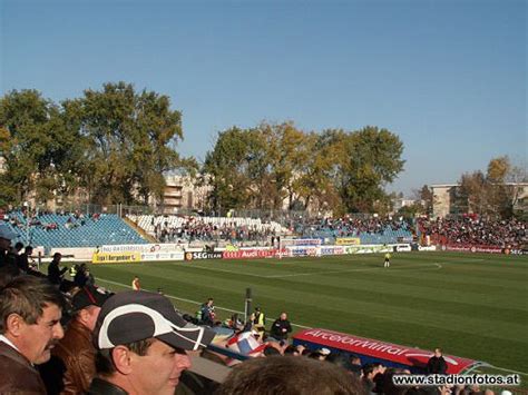 Suporterii uniţi de acest ţel au pus bazele unui club curat şi transparent care să facă cinste oraşului galaţi. Galati: Stadionul Otelul