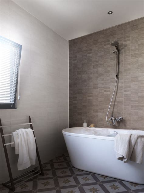 This panel is great for commercial bathroom applications. PVC Wall Panelling - an easy clean, waterproof and low ...