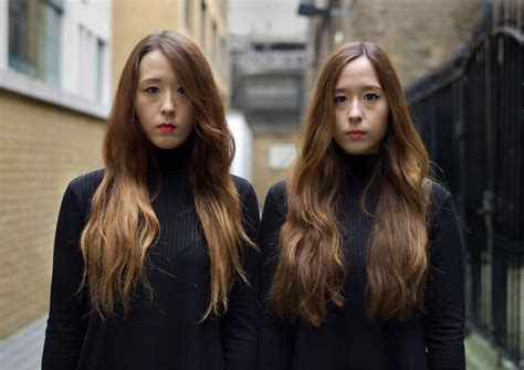 Katherine And Claire Twins Fashion Identical Twins Long Hair Styles