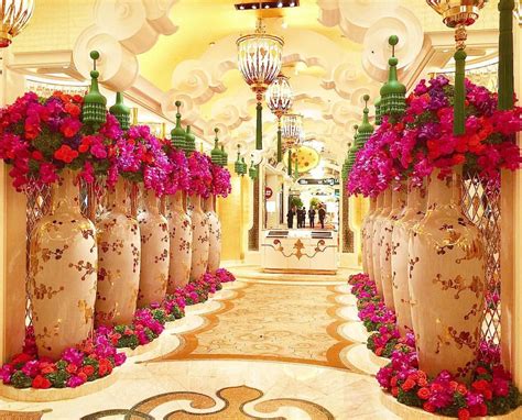 Jeff leatham on flower walls, instagram, and … JEFF LEATHAM on Instagram: "COLOR POP - Entrance - 💗💚🧡💗💚🧡 ...