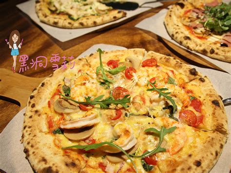 The site owner hides the web page description. 【食記】台北／士林「二子山拉麵部屋 天母2號館」．日式拉麵〃捷運芝山站 - 黑洞雪莉