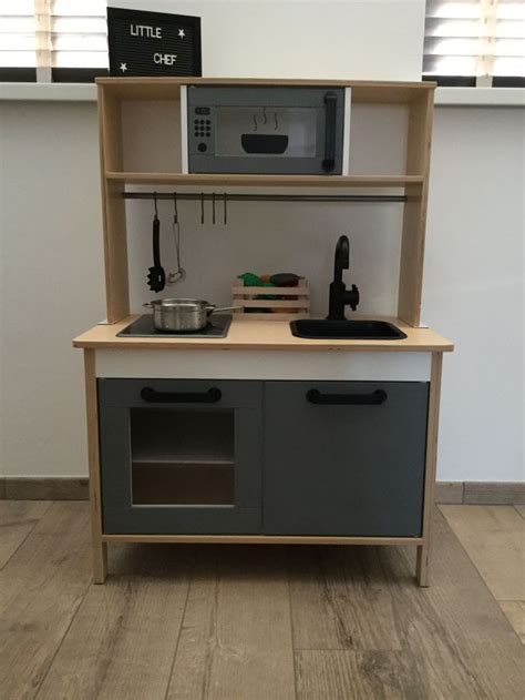 Browse thousands of ideas to transform your ikea furniture to fit your home and life. Ikea duktig keukentje gepimpt door Esther met magnetron ...
