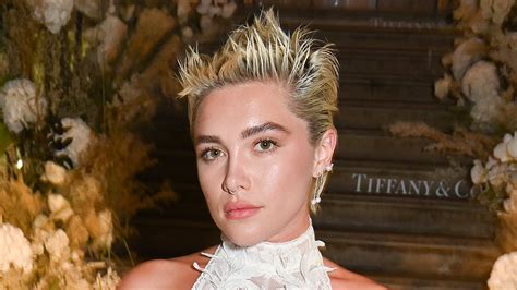 Florence Pugh Goes Braless In A Sheer White Lace Gown At The Elle Style Awards After Defending