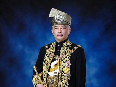 Senarai ini tidak boleh diterbitkan semula, digunakan atau disimpan dalam sebarang bentuk bagi tujuan komersial tanpa kebenaran bahagian istiadat dan pengurusan rasmi dan kerajaan pahang. Lapan anakanda Agong terima Darjah Kebesaran Pahang