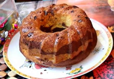 Bakina Kuhinja Kuglof Sa Jogurtom I čokoladom Sjajan Recept Creativabox