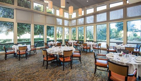 Dining | The Village at NorthRidge