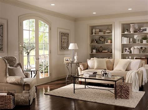 A flat finish creates drama by highlighting the room's architectural details and plasterwork. Pin on White Rooms