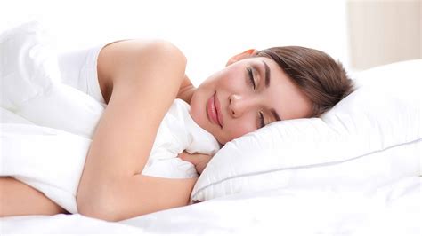 18 Tips To Help You Sleep Better