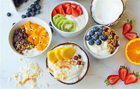 Is yoghurt useful and good for cats? Greek Yogurt Breakfast Bowls with Toppings - Modern Honey