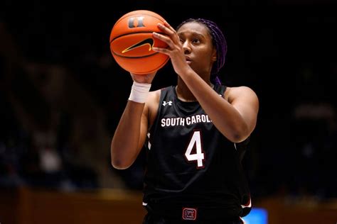 Unranked Mizzou Wbb Snaps No 1 South Carolinas Undefeated Record For The Season The Athletic