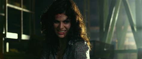 Alexandra Daddario In Texas Chainsaw 3d Horror Actresses Photo