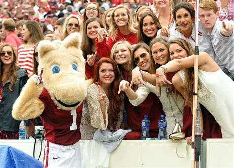 Hot Clicks College Superfans Of The Week Sports Illustrated