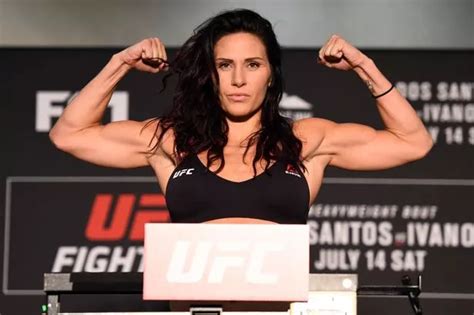 MMA Star Cat Zingano Poses Topless In Brave Snap After Having Breast
