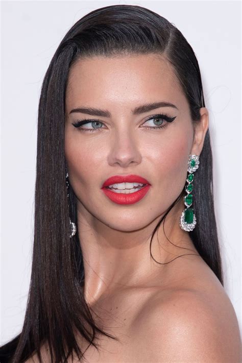 Celebrity Hairstyles Cool Hairstyles Adriana Lima Style Cream Lip