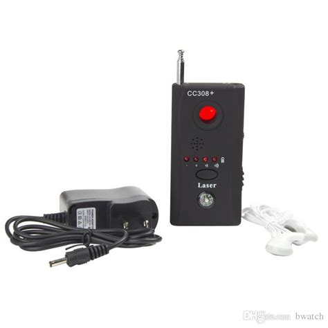 Está equipado con un visor led rojo en su parte trasera que localiza cualquier tipo de cámara a partir del reflejo de la luz parpadeante. Detector De Cámaras Y Micrófonos Espía Radiofrecuencias ...
