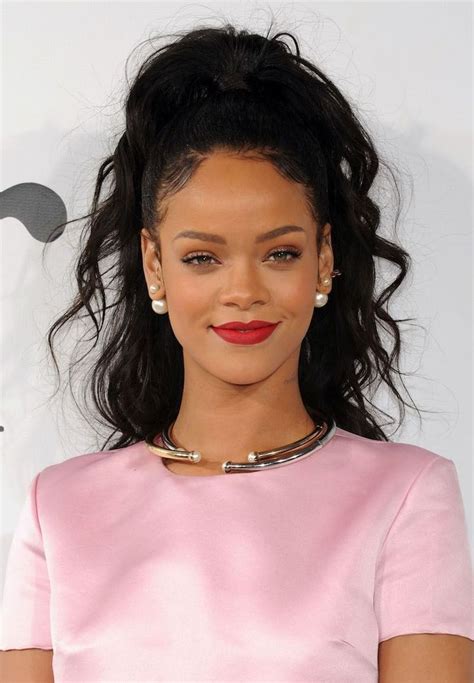 Cant Get Your Hair To Hold A Curl Heres What To Do Rihanna