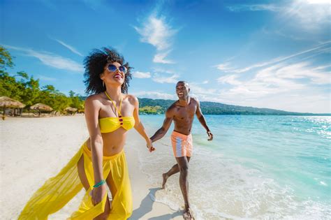 Best Time To Visit Jamaica Seasonality Weather And Events Sandals