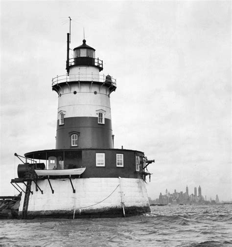 Robbins Reef Lighthouse New Jersey At