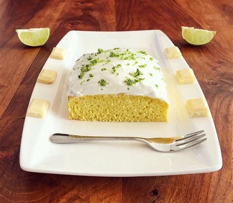 Dieser wunderschöne kuchen braucht einige zeit, um. Weiße Schokolade Zitronen Kuchen - fitandsoulfood